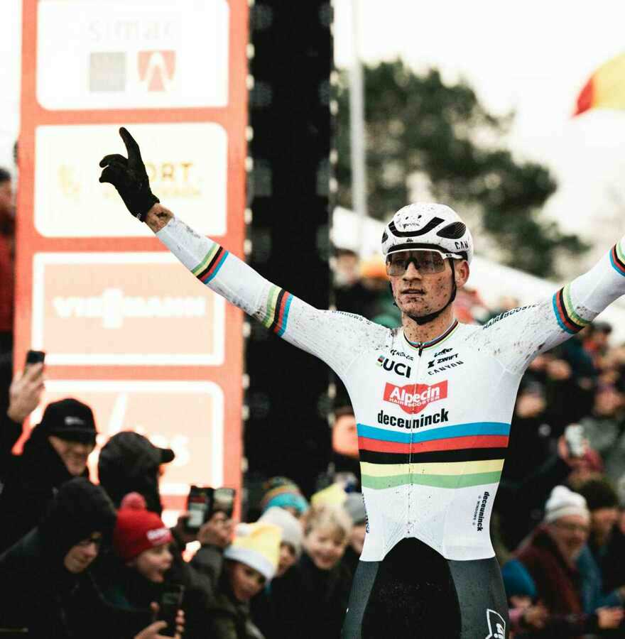 Van der Poel vient, voit et vainc à Zonhoven